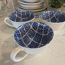 LARGE BLUE PATTERNED CUP